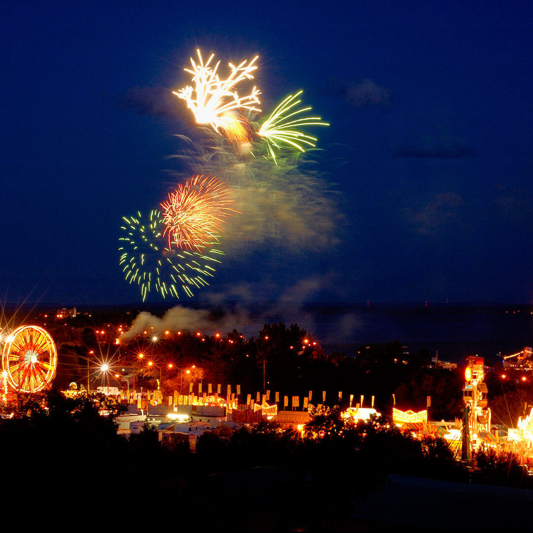 north_bay_fireworks north_bay_fireworks
